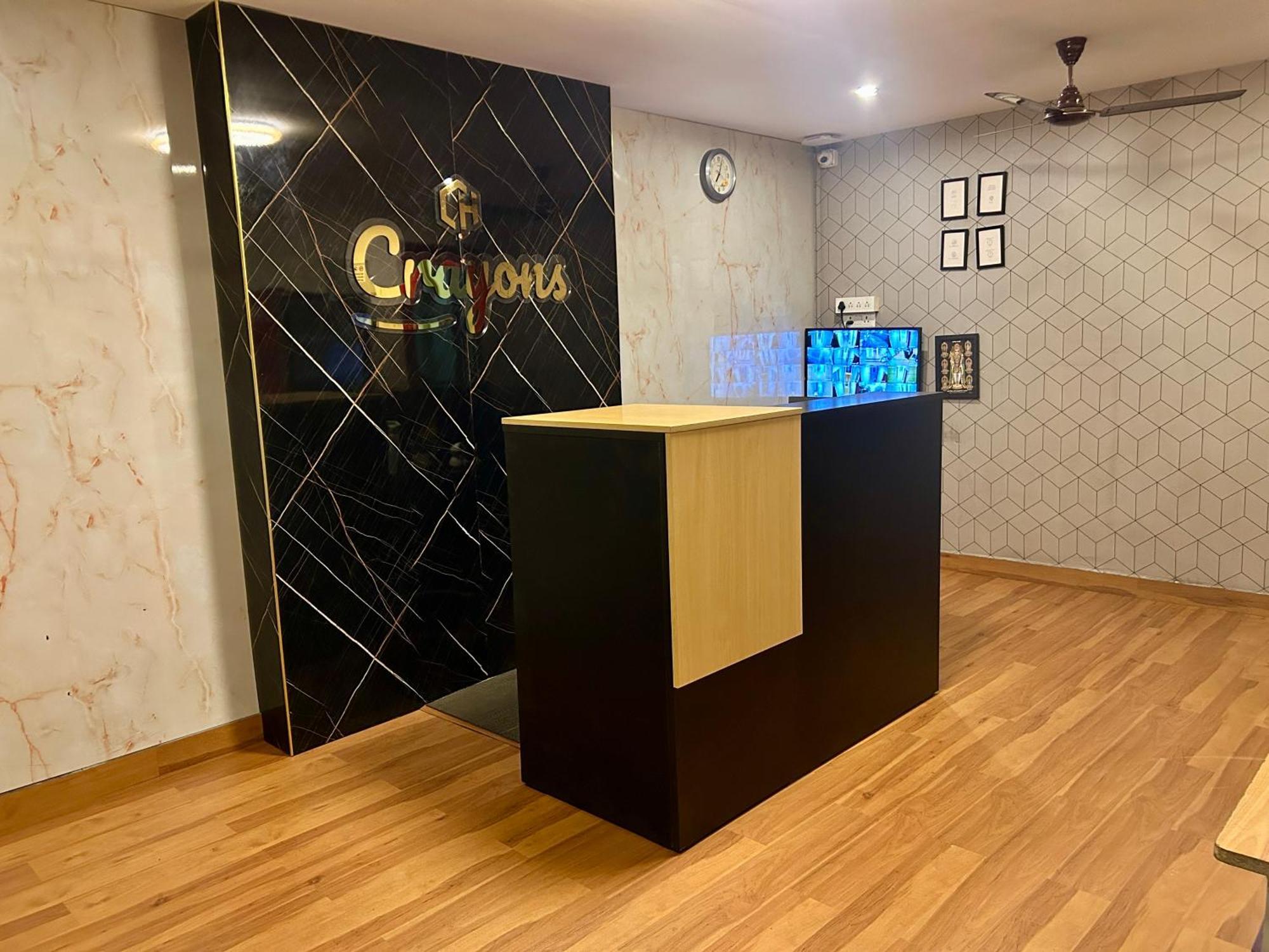 Crayons Hotel 첸나이 외부 사진